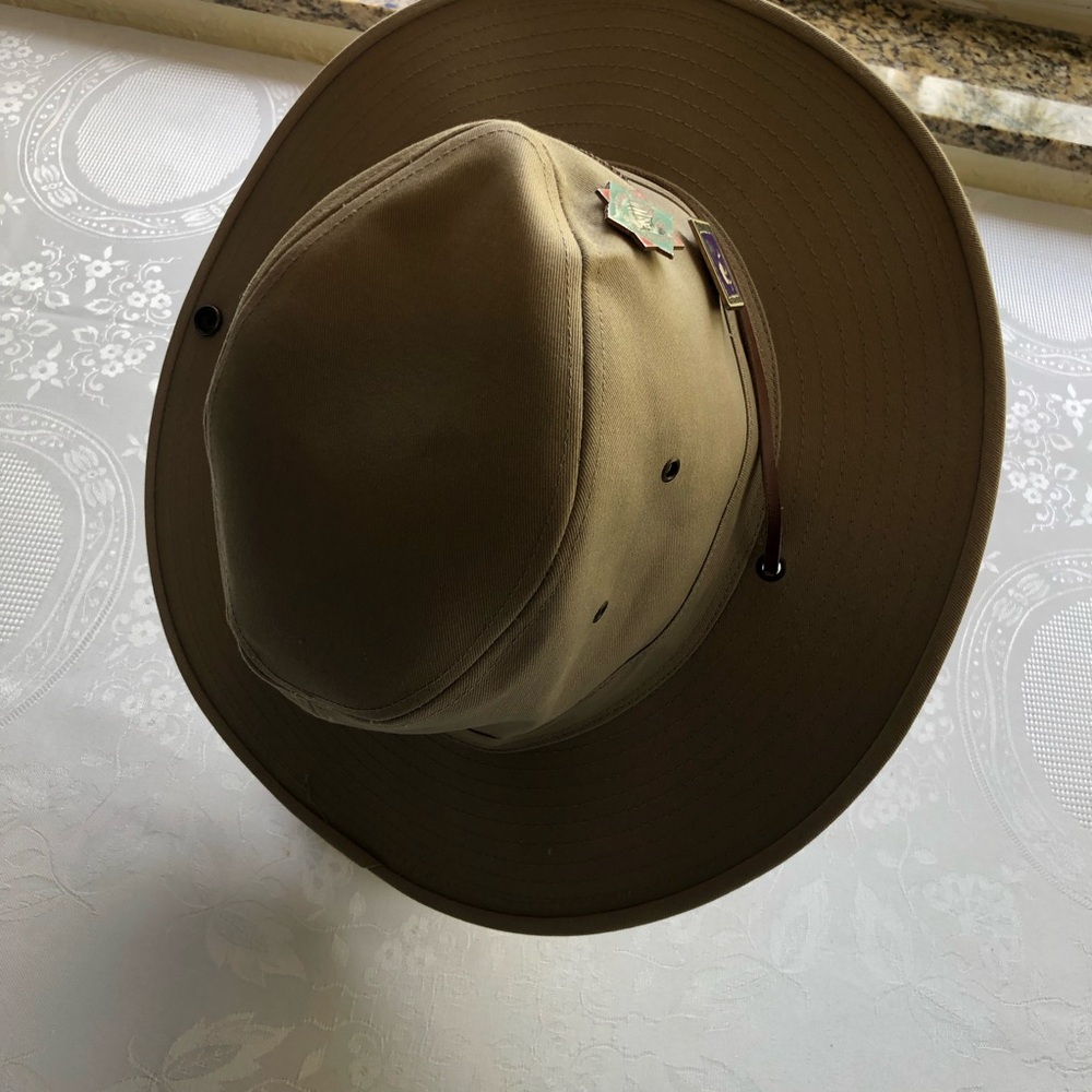 Walt Disney World Animal Kingdom Vintage Park Safari Hat With Pins Men’s Size M - Picture 16 of 16